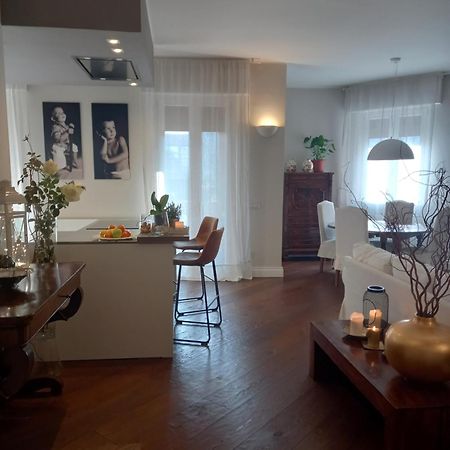 Maison B - Locazione Turistica Brugherio Exteriör bild